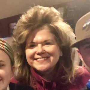 Meet your Posher, Tina